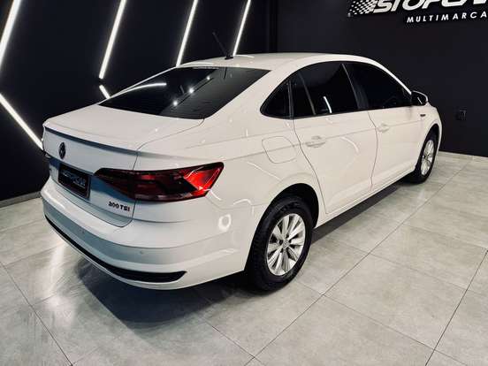 VOLKSWAGEN-VIRTUS-1.0 200 TSI COMFORTLINE AUTOMÁTICO VOLKSWAGEN-VIRTUS-2020
