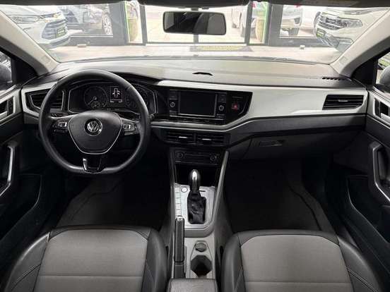 VOLKSWAGEN-VIRTUS-2017