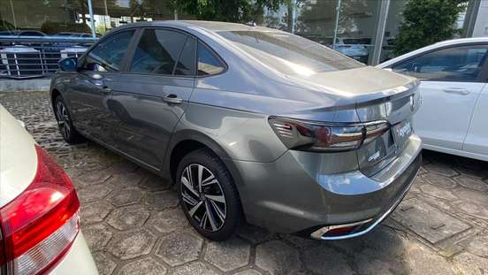 VOLKSWAGEN-VIRTUS-1.0 200 TSI HIGHLINE AUTOMÁTICO VOLKSWAGEN-VIRTUS-2025