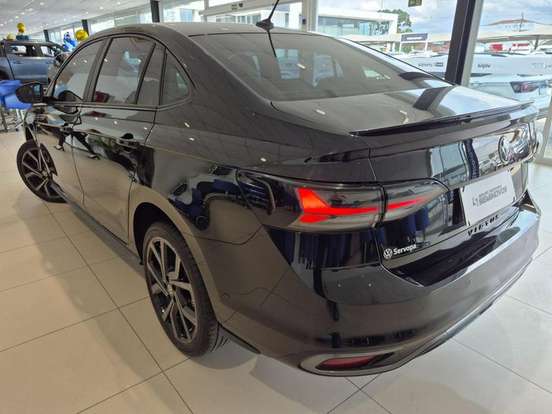 VOLKSWAGEN-VIRTUS-2023