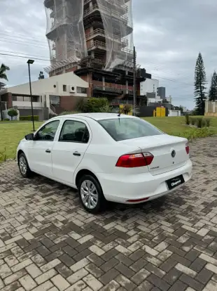 VOLKSWAGEN-VOYAGE-2022