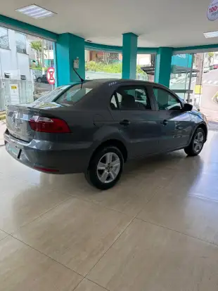 VOLKSWAGEN-VOYAGE-2021