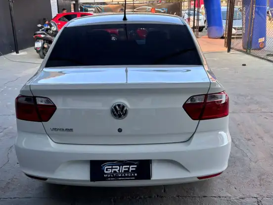 VOLKSWAGEN-VOYAGE-1.6 MSI TOTALFLEX 4P MANUAL VOLKSWAGEN-VOYAGE-2019