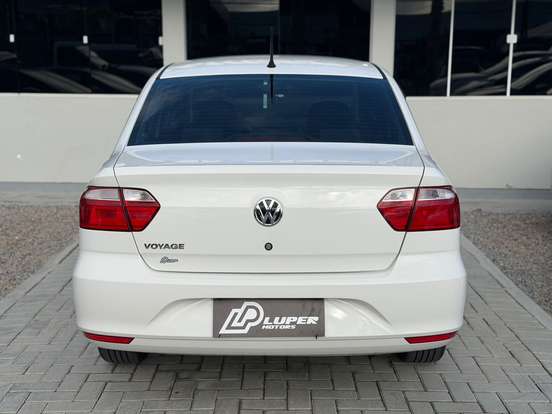 VOLKSWAGEN-VOYAGE-1.0 12V MPI TOTALFLEX 4P MANUAL VOLKSWAGEN-VOYAGE-2022