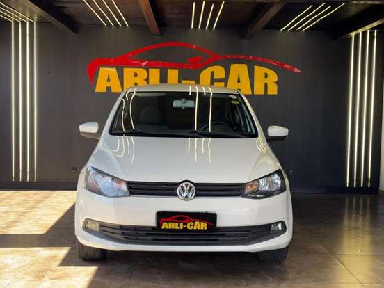 VOLKSWAGEN-VOYAGE-2014