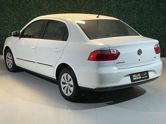 VOLKSWAGEN-VOYAGE-1.0 MI 8V FLEX 4P MANUAL VOLKSWAGEN-VOYAGE-2014