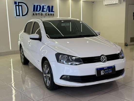 VOLKSWAGEN-VOYAGE-1.6 MI 8V FLEX 4P MANUAL VOLKSWAGEN-VOYAGE-2013