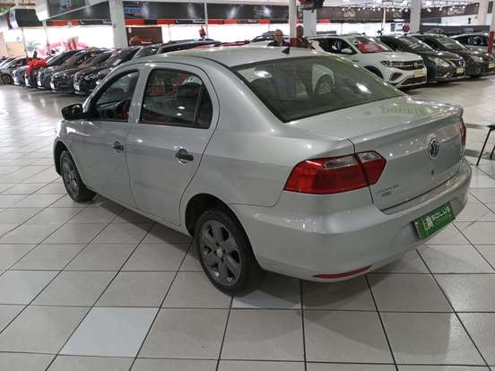 VOLKSWAGEN-VOYAGE-2014