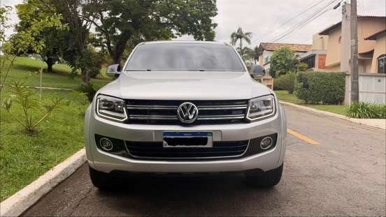 VOLKSWAGEN-AMAROK-2016