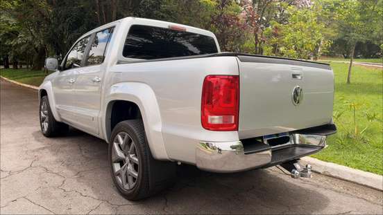 VOLKSWAGEN-AMAROK-2016