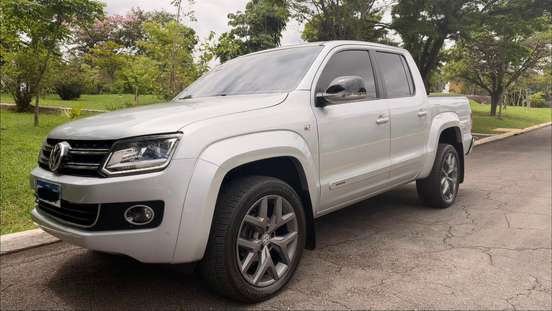 VOLKSWAGEN-AMAROK-2016