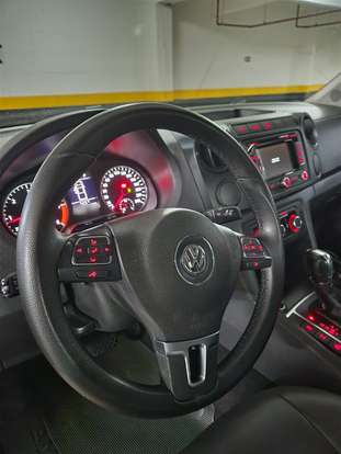 VOLKSWAGEN-AMAROK-2014