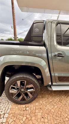 VOLKSWAGEN-AMAROK-2024