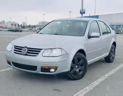 VOLKSWAGEN BORA 2.0 MI 8V GASOLINA 4P TIPTRONIC VOLKSWAGEN BORA 2.0 MI 8V GASOLINA 4P TIPTRONIC