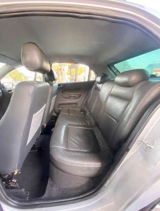 VOLKSWAGEN-GOL-2008