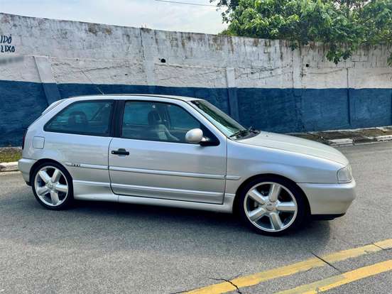 VOLKSWAGEN-GOL-1996