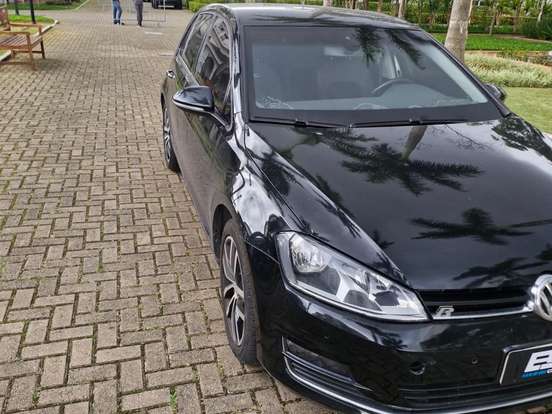 VOLKSWAGEN-GOLF-1.4 TSI HIGHLINE 16V GASOLINA 4P AUTOMÁTICO VOLKSWAGEN-GOLF-2015