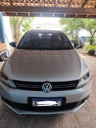 VOLKSWAGEN JETTA 2.0 COMFORTLINE FLEX 4P TIPTRONIC