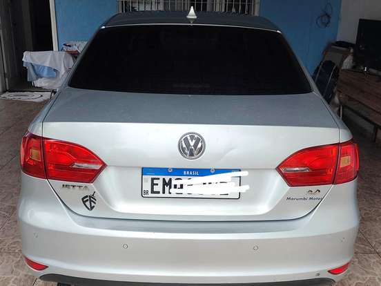 VOLKSWAGEN-JETTA-2.0 COMFORTLINE FLEX 4P TIPTRONIC VOLKSWAGEN-JETTA-2011