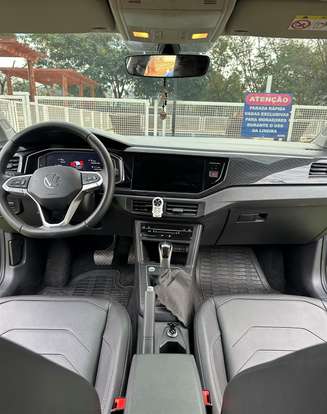 VOLKSWAGEN-POLO-2023