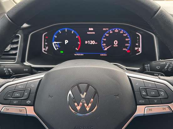 VOLKSWAGEN-POLO-1.0 170 TSI HIGHLINE AUTOMÁTICO VOLKSWAGEN-POLO-2023
