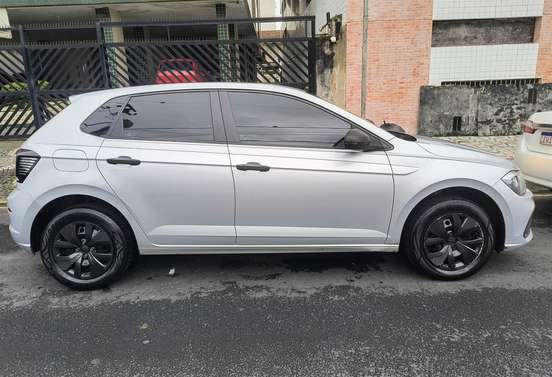 VOLKSWAGEN-POLO-2023