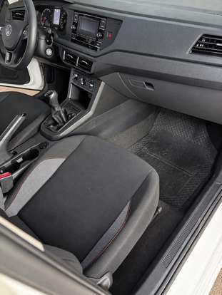 VOLKSWAGEN-POLO-2025