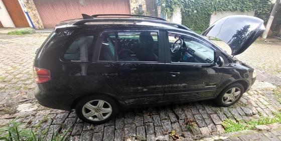 VOLKSWAGEN SPACEFOX 1.6 MI COMFORTLINE 8V FLEX 4P MANUAL