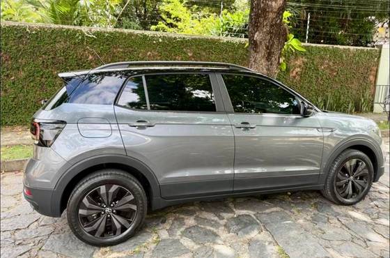 VOLKSWAGEN T-CROSS 1.0 200 TSI TOTAL FLEX THE TOWN AUTOMÁTICO