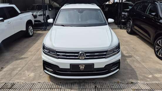VOLKSWAGEN-TIGUAN-2018
