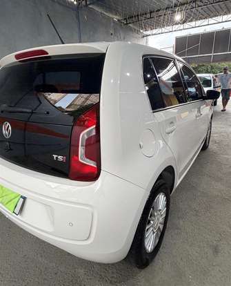VOLKSWAGEN-UP-1.0 TSI MOVE UP 12V FLEX 4P MANUAL VOLKSWAGEN-UP-2015
