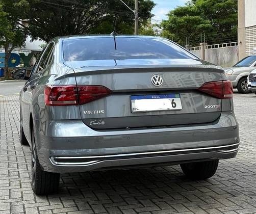 VOLKSWAGEN VIRTUS 1.0 200 TSI HIGHLINE AUTOMÁTICO