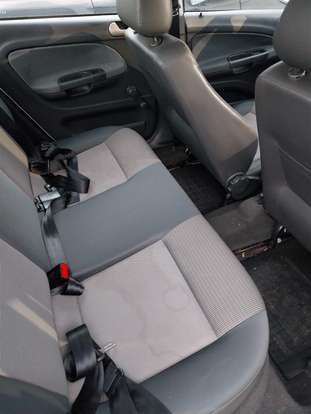 VOLKSWAGEN-VOYAGE-2010