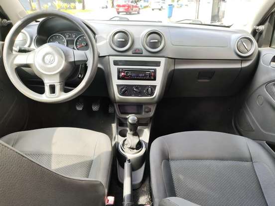 VOLKSWAGEN-VOYAGE-2014