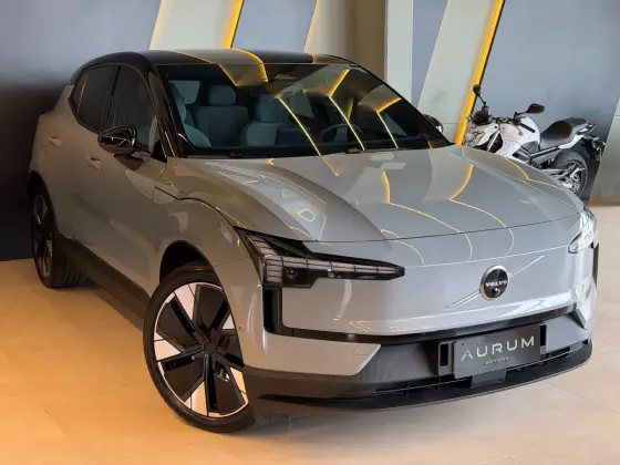 VOLVO EX30 69 KW ELÉTRICO ULTRA