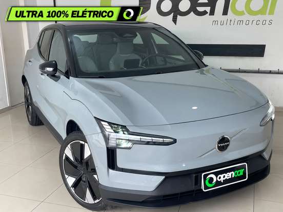 VOLVO-EX30-2024