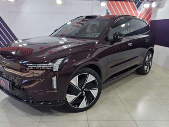 VOLVO-EX90-P8 RECHARGE TWIN ELECTRIC PERFORMANCE ULTRA AWD VOLVO-EX90-2024
