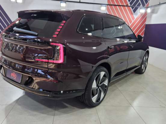 VOLVO-EX90-P8 RECHARGE TWIN ELECTRIC PERFORMANCE ULTRA AWD VOLVO-EX90-2024