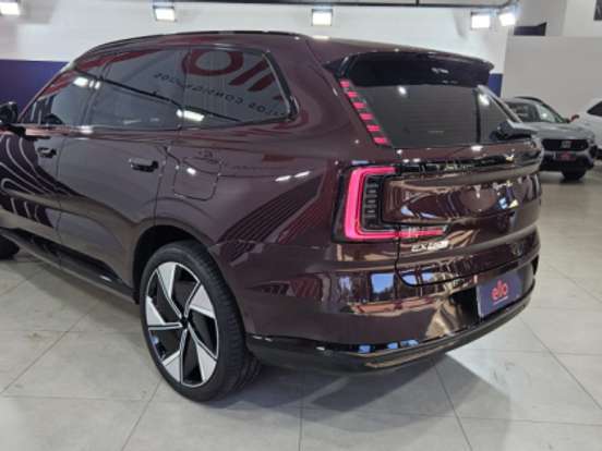 VOLVO-EX90-P8 RECHARGE TWIN ELECTRIC PERFORMANCE ULTRA AWD VOLVO-EX90-2024