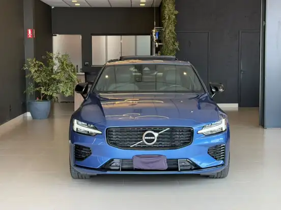 VOLVO-S60-2.0 T8 R-DESIGN HÍBRIDO 4P AUTOMÁTICO VOLVO-S60-2020