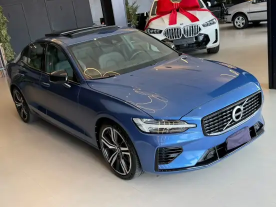 VOLVO-S60-2020