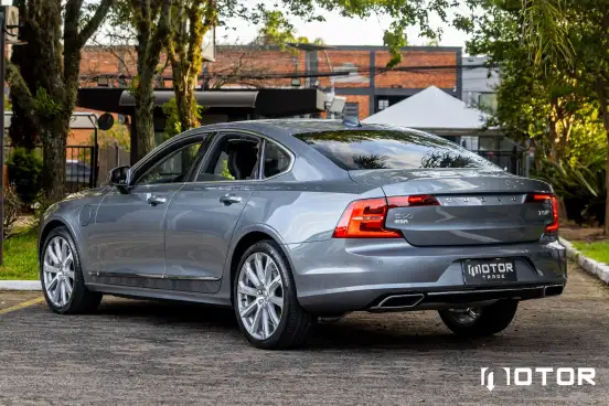 VOLVO-S90-2.0 T8 HYBRID INSCRIPTION AWD GEARTRONIC VOLVO-S90-2018