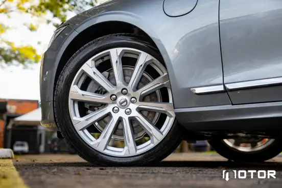 VOLVO-S90-2.0 T8 HYBRID INSCRIPTION AWD GEARTRONIC VOLVO-S90-2018