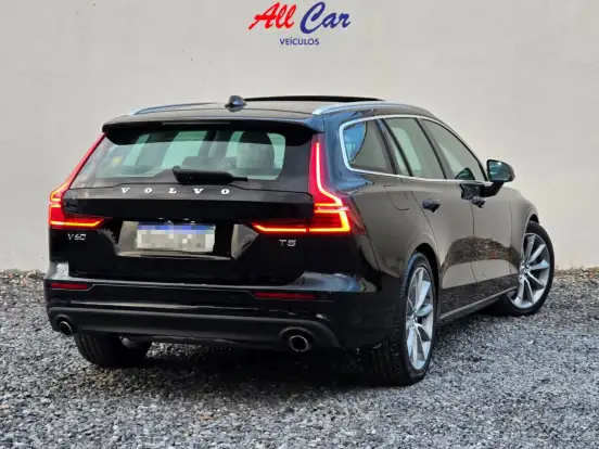VOLVO-V60-2.0 T5 GASOLINA MOMENTUM GEARTRONIC VOLVO-V60-2020