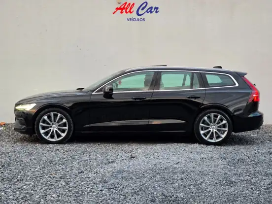 VOLVO-V60-2020