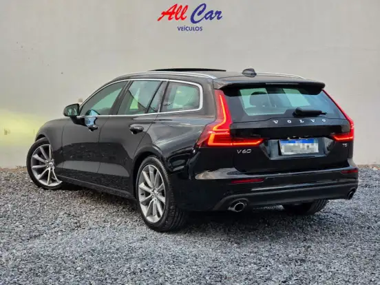 VOLVO-V60-2020