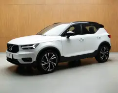 VOLVO XC40 1.5 T5 RECHARGE R-DESIGN GEARTRONIC VOLVO XC40 1.5 T5 RECHARGE R-DESIGN GEARTRONIC