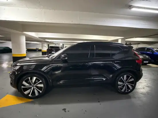 VOLVO-XC40-1.5 T5 RECHARGE R-DESIGN GEARTRONIC VOLVO-XC40-2021