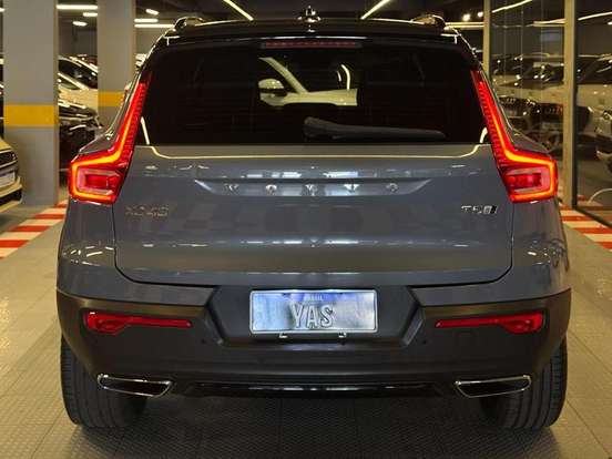 VOLVO-XC40-2.0 T5 GASOLINA R-DESIGN AWD GEARTRONIC VOLVO-XC40-2019