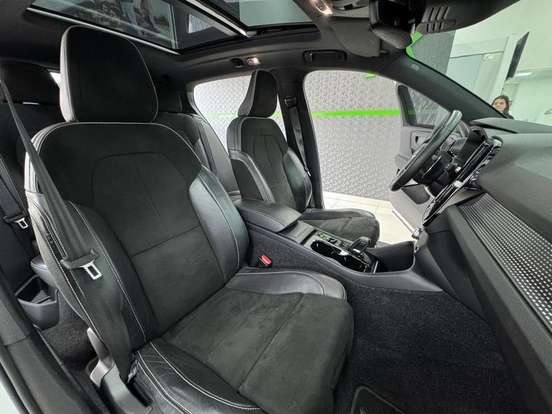 VOLVO-XC40-2.0 T5 GASOLINA R-DESIGN AWD GEARTRONIC VOLVO-XC40-2019